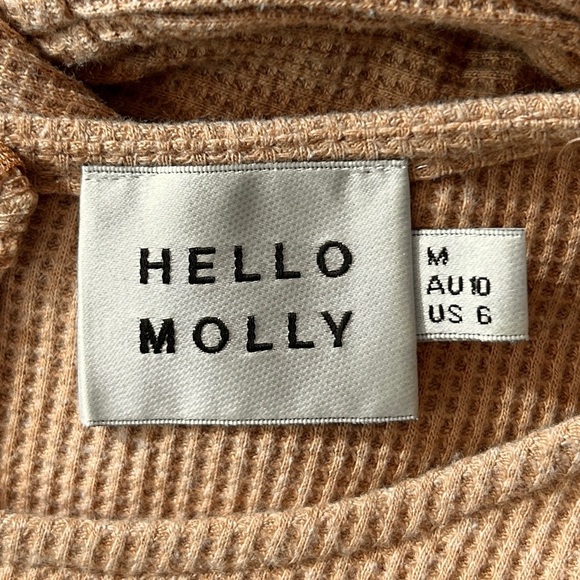 HELLO MOLLY Tan Waffle Knit Mini Dress Faux Wrap Bell Sleeve You For Me sz 6 - Picture 5 of 9